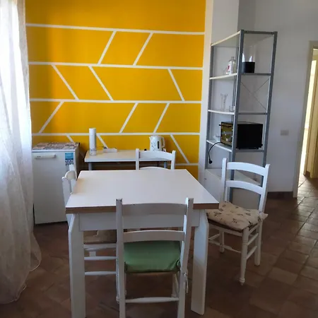 Casa Rosa Isola Carrozziere Fonte Ciane